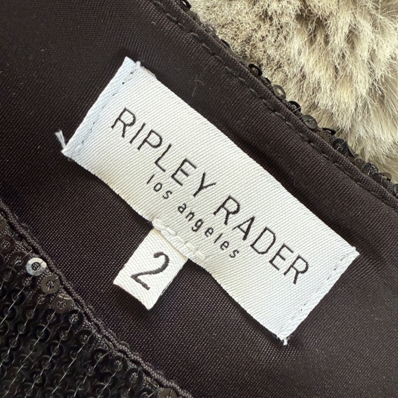 Ripley Radar BLACK SEQUIN EVERY DAY TOP - Picture 2 of 3